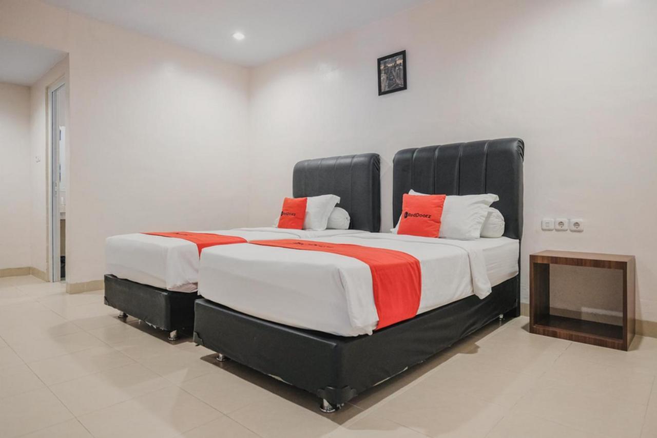 Reddoorz Premium @ Dna Fun Zone Hotel