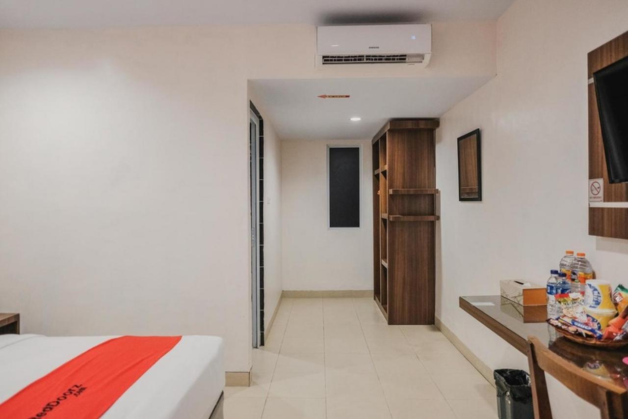 Hotel Reddoorz Premium @ Dna Fun Zone Pekanbaru